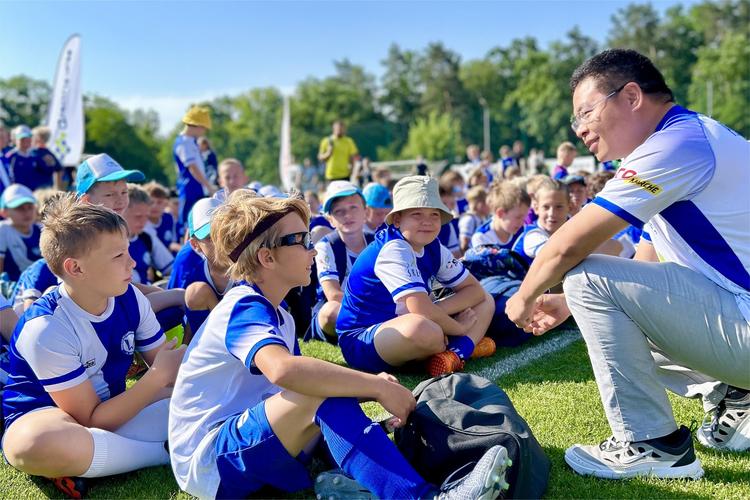 尊龙凯时:从U17到U21,青少年赛事里的未来之星是谁?